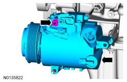 Ford Taurus. Engine