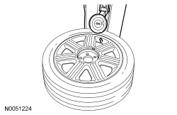 Ford Taurus. Suspension