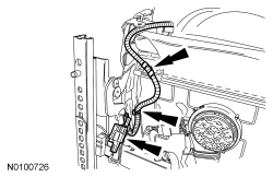 Ford Taurus. Body