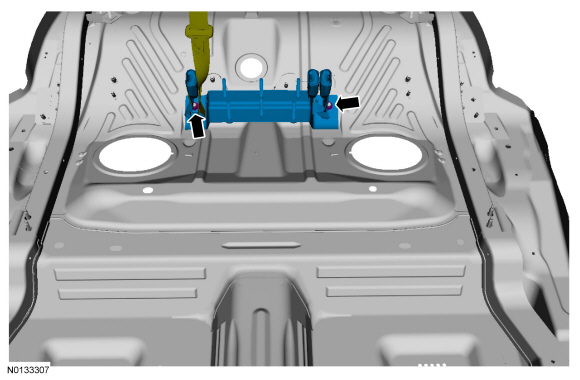 Ford Taurus. Body