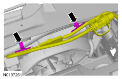 Ford Taurus. Engine