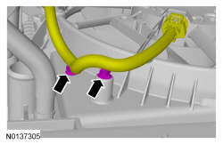 Ford Taurus. Engine